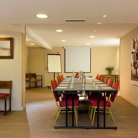 La Reserve Hotel