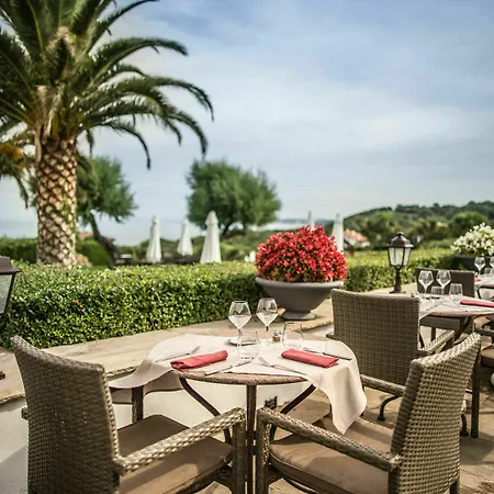 La Reserve Hotel 4*