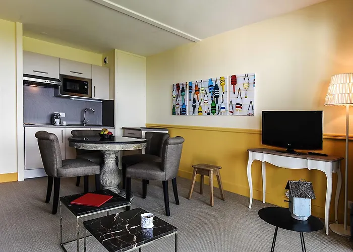 储备酒店 圣让－德吕兹