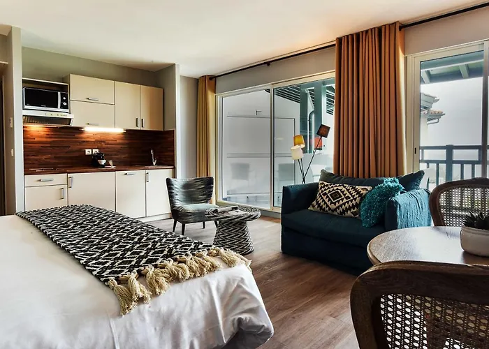 储备酒店 酒店 圣让－德吕兹